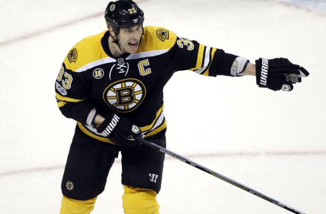 Vráti sa Zdeno Chára k tímu Boston Bruins alebo ukončí kariéru? Expert vidí aj ďalšie možnosti