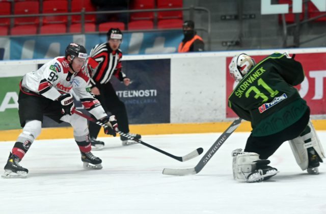 Slovenský pohár v hokeji si zahrá iba jeden tím z extraligy. Zopakujú vlci zo Žiliny vlaňajší triumf?