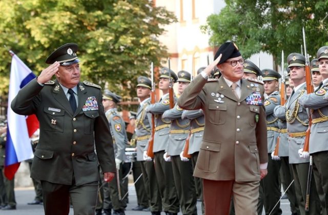Na Slovensko zavítal aliančný operačný veliteľ s delegáciou, rokoval s generálom Zmekom