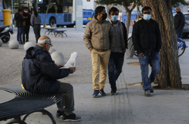 Cyprus zmierňuje opatrenia, zákazy zhromažďovania sa a vychádzania zostávajú v platnosti