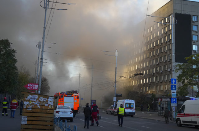 Kyjevom otriasli výbuchy, Rusi použili kamikadze drony (foto)