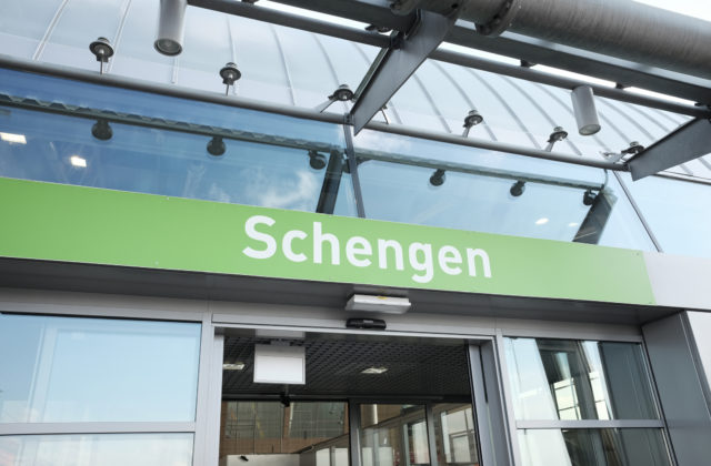Europoslanci žiadajú rozšírenie Schengenu o Bulharsko a Rumunsko