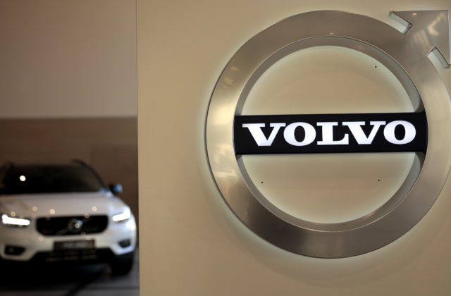 Volvo Cars dá zbohom spaľovacím motorom a hybridom, od roku 2030 budú všetky autá čisto elektrické