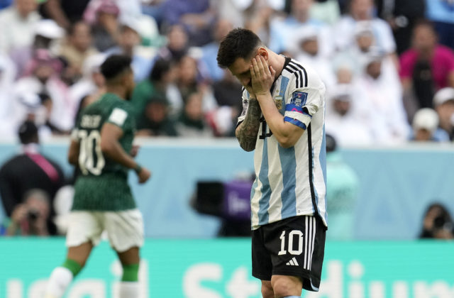 MS vo futbale 2022 v Katare: Argentína šokujúco prehrala, Saudská Arábia v druhom polčase otočila výsledok