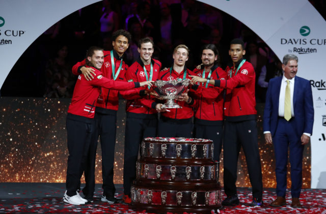 Kanaďania sa prvýkrát v histórii stali víťazmi Davisovho pohára, vo finále zdolali Austráliu (video)