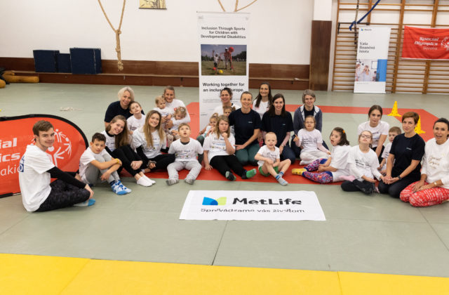 MetLife si po dvoch pandemických rokoch opäť zašportoval s deťmi zo Špeciálnych olympiád Slovensko