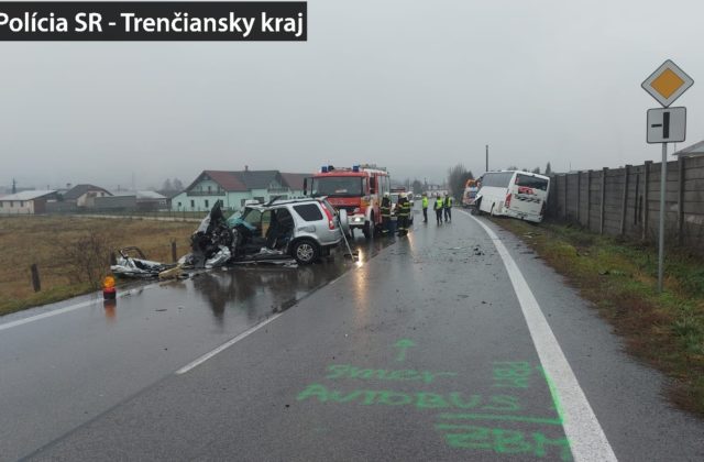 Európska únia schválila ďalšie sankcie proti Rusku, dotknú sa vývozu aj stoviek osôb a subjektov