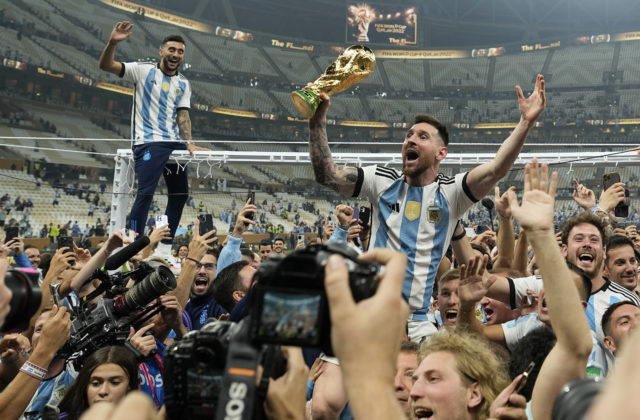Messi má pochybnosti o svojej účasti na ďalších majstrovstvách sveta. Praje si však, aby trénerom ostal Scaloni