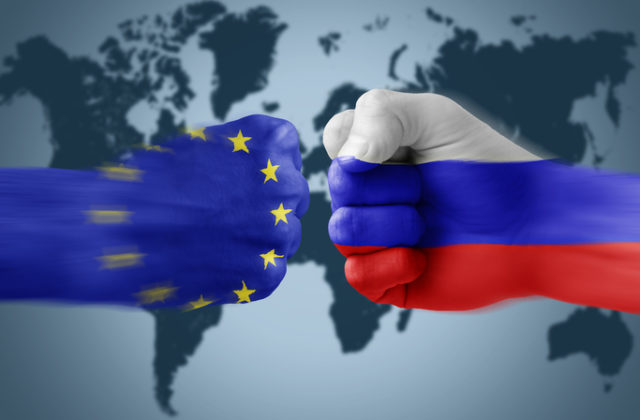 Európska únia schválila 13. balík sankcií proti Rusku, platiť začne na druhé výročie začiatku invázie na Ukrajinu
