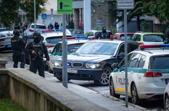 Na bratislavských súdoch niekto nahlásil bombu