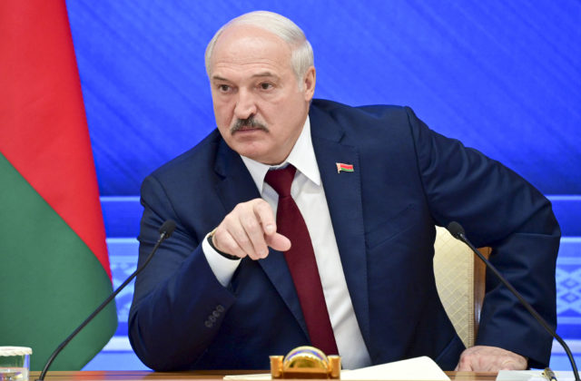 Europarlament vyzval na zastavenie zlého zaobchádzania s Lukašenkovým protikandidátom, aj na prepustenie politických väzňov