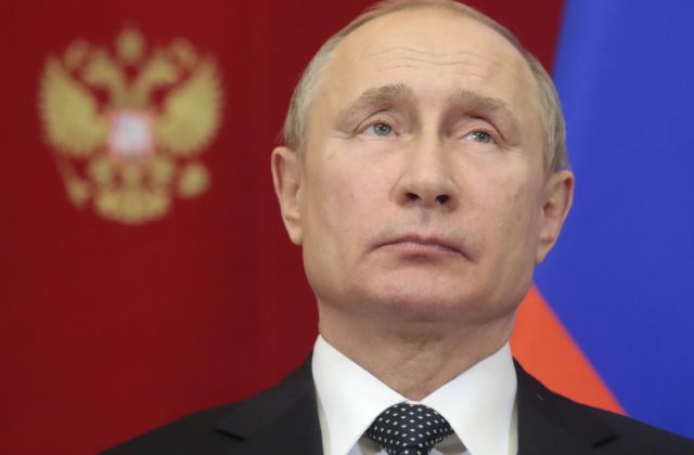 Ukrajina pripúšťa, že sa pokúša zavraždiť Putina, šéf tajnej služby tvrdí, že ruský vodca si „všimol, že sa k nemu stále viac približujeme“