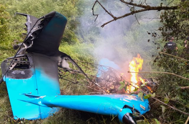 Pri Žiline havarovalo malé lietadlo, na miesto smeroval aj záchranársky vrtuľník (foto)
