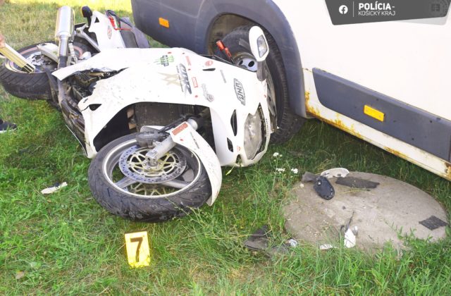 Pri dopravnej nehode v Košiciach prišiel o život motocyklista (foto)
