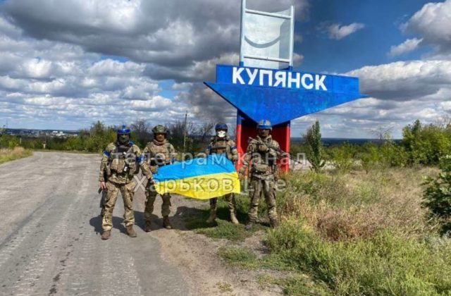 Ukrajina nariadila pre Kupiansk povinnú evakuáciu, ruské ostreľovanie sa zintenzívnilo