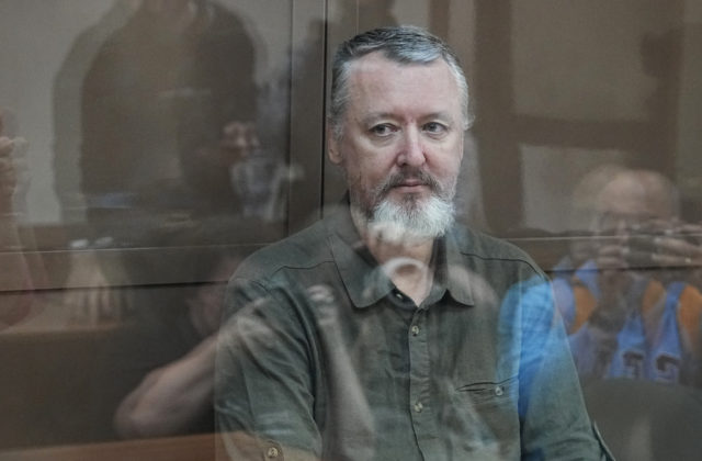 Ruský terorista a ultranacionalista Girkin sa obáva, že ho pre kritiku Putina postihne rovnaký osud ako Prigožina