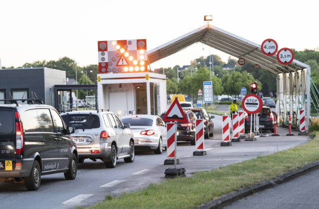 Nemecko predlžuje kontroly na hraniciach s Českom, sprísňuje aj pravidlá pre leteckú dopravu