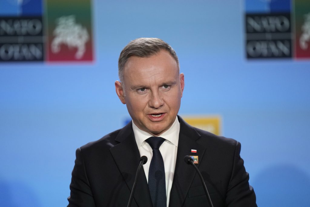 Prezident Duda vetoval vládny návrh rozpočtu, je to rana pre nový Tuskov proeurópsky kabinet