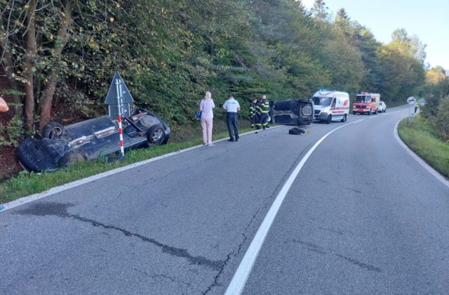 Polícia dokumentuje nehodu medzi Krompachmi a Margecanmi, vodičov žiada o zvýšenie pozornosti