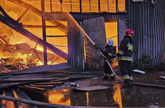 Rusi pred zimou mapujú ukrajinskú energetickú štruktúru, očakáva sa opakovanie teroristických útokov