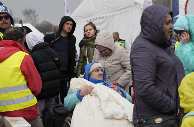 Viac ako polovica Ukrajincov v Česku zažila verbálne útoky, terčom agresie sú viac ženy ako muži