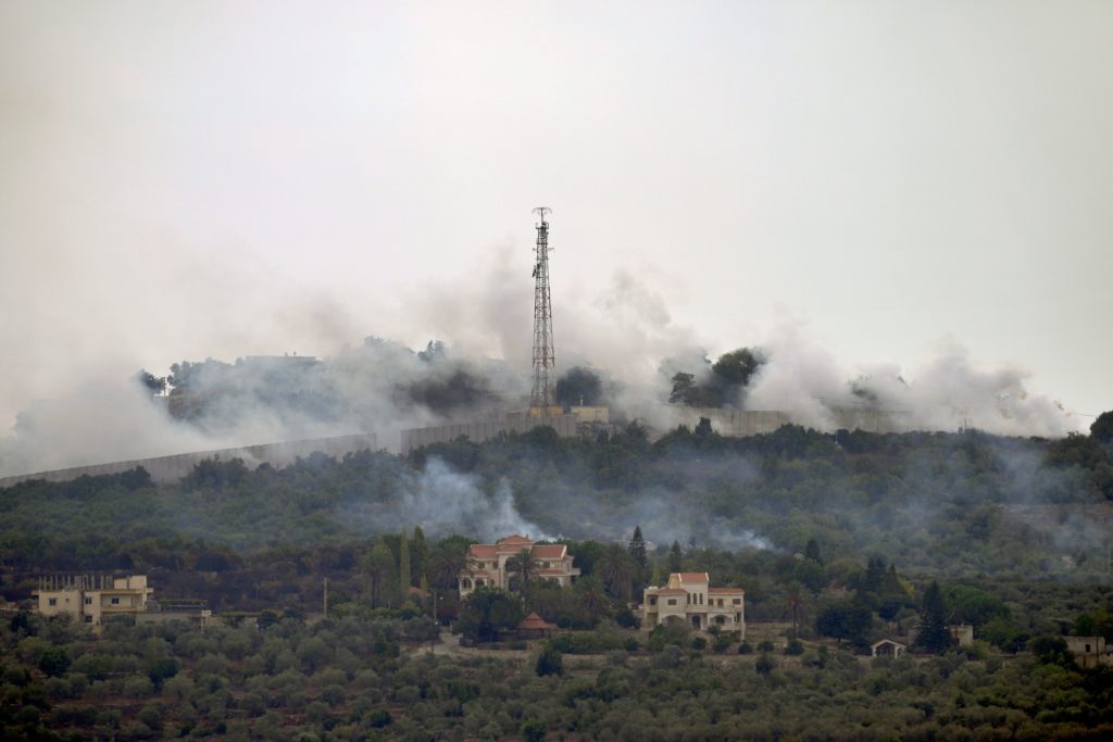 Nemocnice v Pásme Gazy čelia humanitárnej kríze, raketový útok skupiny Hizballáh bol reakciou na izraelské bombardovanie (foto)