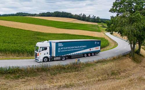 Logistika BMW testuje elektrické návesy na krátke aj dlhšie trasy