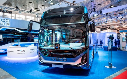 Iveco mení dizajn autobusov. Musí zohľadniť nové bezpečnostné predpisy platné od roku 2024