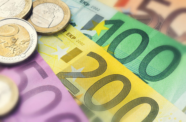 Čerpanie eurofondov bude rýchlejšie a jednoduchšie, Slovákom pomôže manuál s najčastejšími chybami