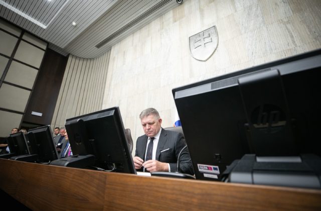 Fico: Nová vláda pokojne a bez mediálneho dohadovania dohodla definitívnu verziu programového vyhlásenia vlády