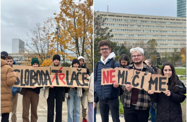 Študenti žurnalistiky protestovali pred Úradom vlády voči prístupu Fica a Pellegriniho k médiám (video+foto)