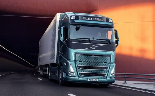 Truck of the Year 2024 je prvýkrát v histórii elektrický model. Titul získalo Volvo FH Electric