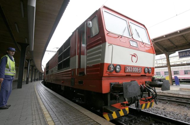 Železničná výpravkyňa nafúkala v službe takmer dve promile, opakovaná dychová skúška mala stúpajúcu tendenciu