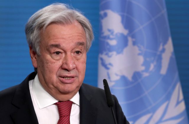 OSN žiada na Ukrajine humanitárne prímerie. Podľa Guterresa nastal čas, aby prevzali iniciatívu