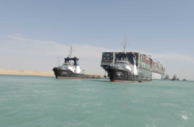 Obrovskú nákladnú loď Ever Given, ktorá zablokovala Suezský prieplav, egyptské úrady skonfiškovali