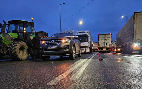 Nový štrajk slovenských kamionistov na spadnutie! Boj proti ukrajinským kamiónom sa vyostruje