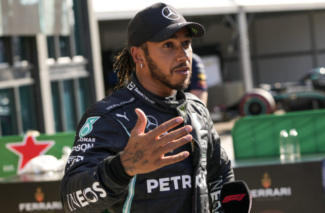 Lewis Hamilton sa teší na nové výzvy v tíme Ferrari, ale v Mercedese má ešte nedokončenú prácu