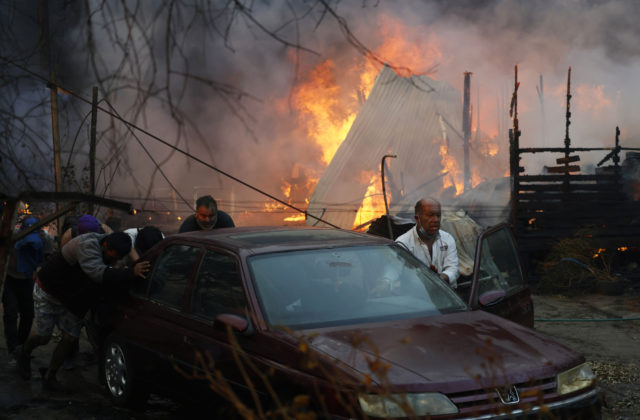 Lesné požiare v Čile pripravili o život najmenej 122 ľudí, ďalšie stovky sú nezvestné