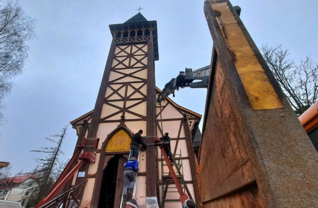 Na Špecializovanom trestnom súde sa začal proces so Zoroslavom Kollárom, obžalovaní sú aj sudca a advokát (video+foto)