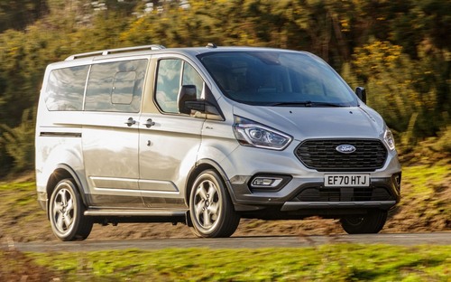 Nové Turneo Custom a Transit Custom od Ford Pro sú dva rozdielne svety