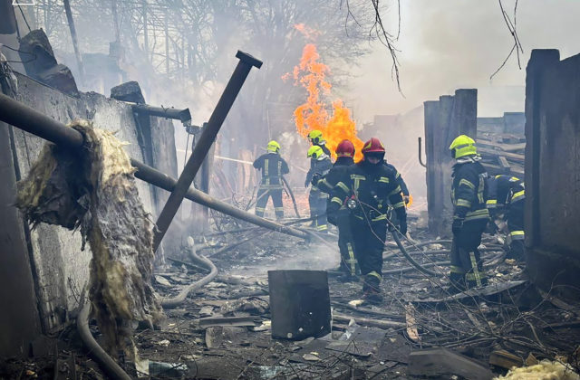 Český premiér Fiala pre Ficovu prítomnosť na summite zoškrtal svoj prejav o Ukrajine. Bál sa úniku informácií