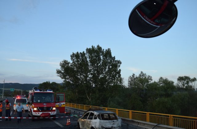 Vláda schválila tisícový príspevok pre pozostalých po obetiach tragickej dopravnej nehody pri Hornej Strede