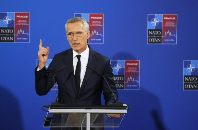 Stoltenberg: Budúcnosť Ukrajiny je v NATO, má právo na sebaobranu a my jej v tom pomôžeme