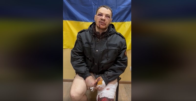 Policajt z Novokuznecka vyzýva Rusko v emotívnom videu, aby prestalo bombardovať Ukrajinu