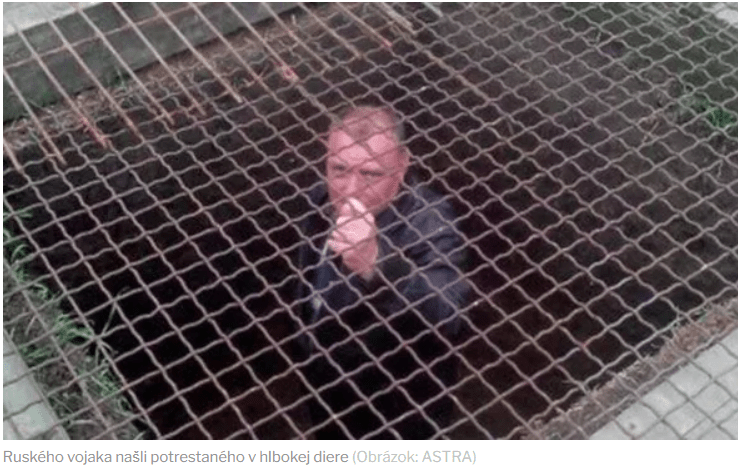 Mučení ruskí vojaci prosia o pomoc po tom, čo ich náčelníci vlastných armád hodili do jamy